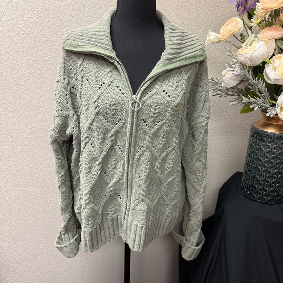 Pink Republic Sweaters - Pink Republic Sage Green Cable Knit Zip Sweater Jacket XL Cozy Fall Winter